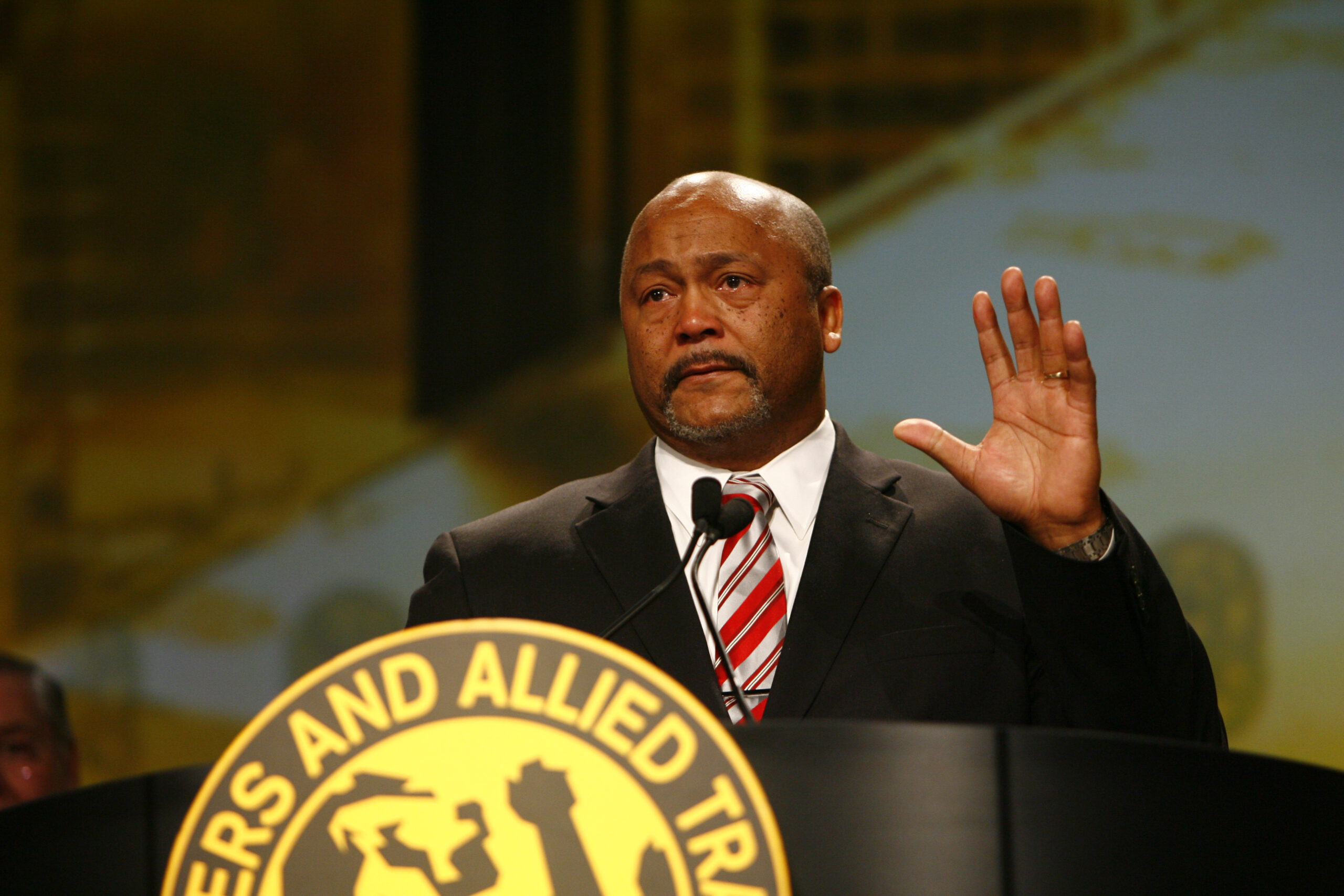 Trades Urge Action for Economy